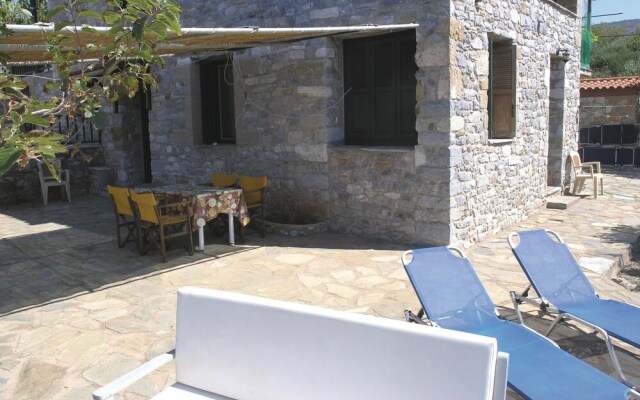 Stunning Home in Aghios Dimitris m With 2 Bedrooms