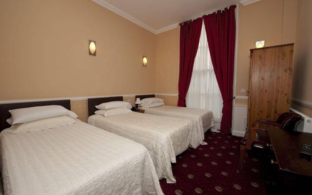 Balmoral House Hotel