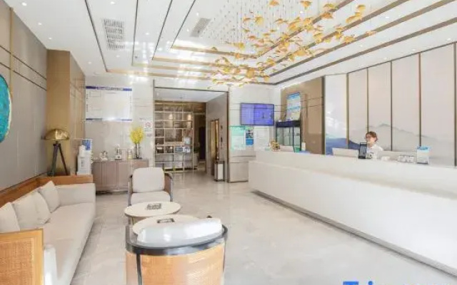 Qingmu Collection Hotel (Wuxi Shuofang Airport Hongshan)