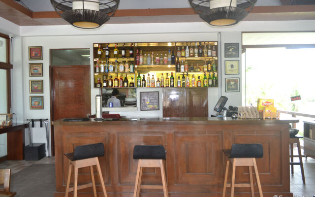 London Beach Resort and Hotel