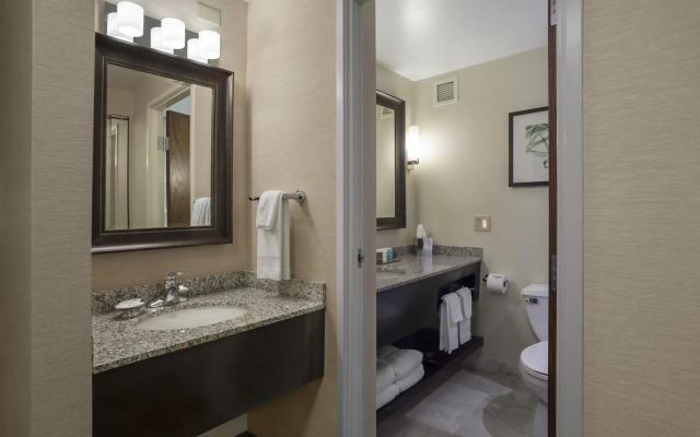Crowne Plaza Lansing by IHG