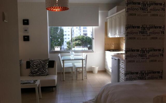 In Bed with Lisbon 5E