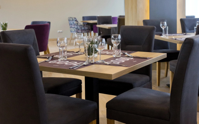 CONRAD Comfort Hotel****