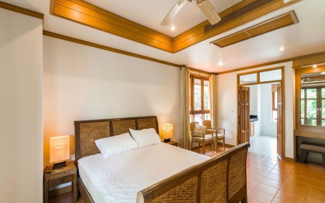 3 Bedroom Villa Beach Front Resort TG12