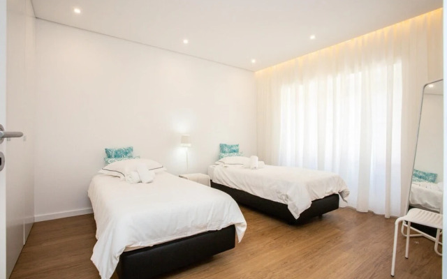 Luxury Picadeiro Apartment II by Rent4all