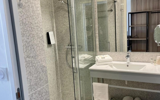 Golden Tulip Martigues Provence