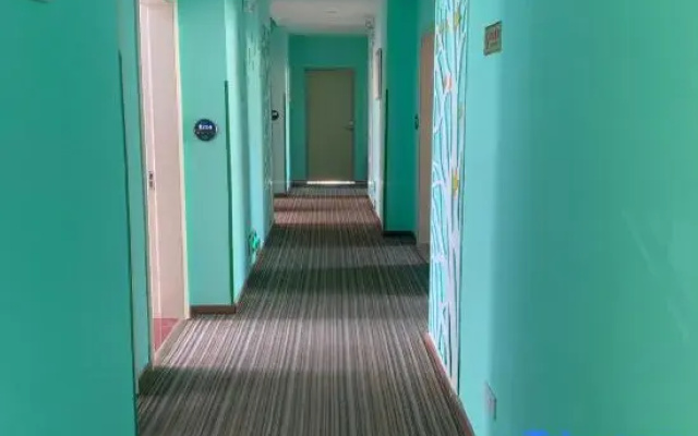 Shixing Donghao Theme Homestay