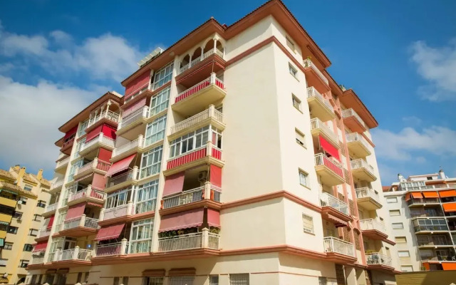 Holidays2Fuengirola Los Boliches pool