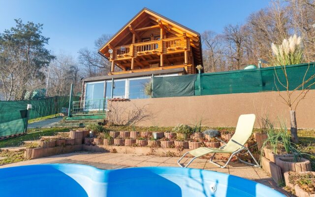 Charming Holiday Home in Zagreb with Private Swimming Pool