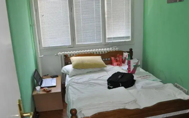 1001 Nights Hostel
