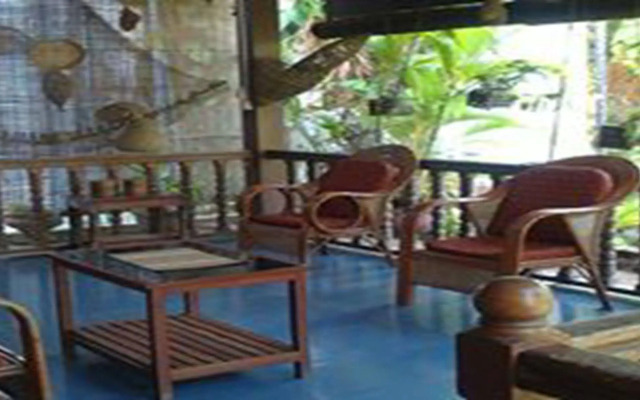 Big Lyna Villa