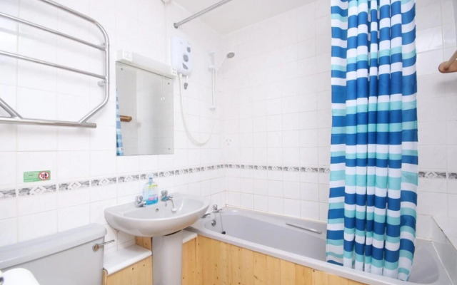 10A Medmerry Park 2 Bedroom Chalet