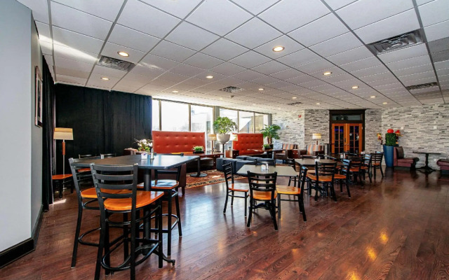 New Hope Inn & Suites