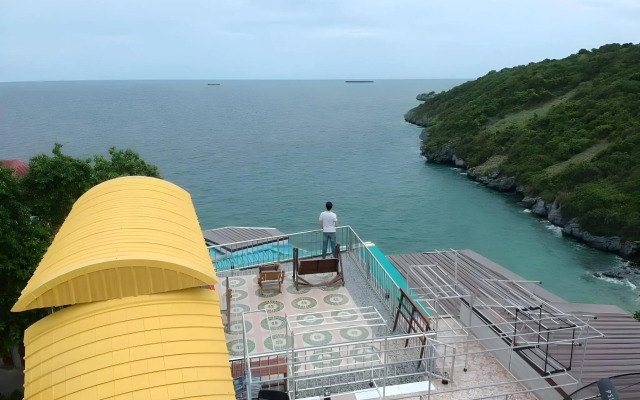 Yellow House Koh Sichang