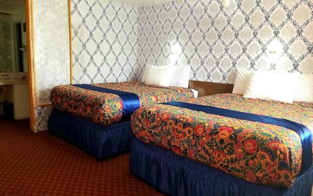 Town House Motor Inn