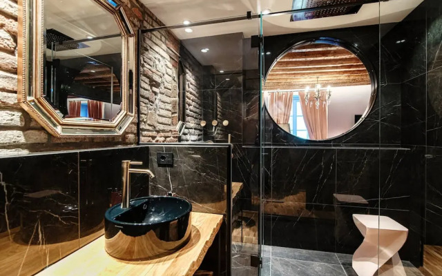 Vitrum - Como Luxury Suites