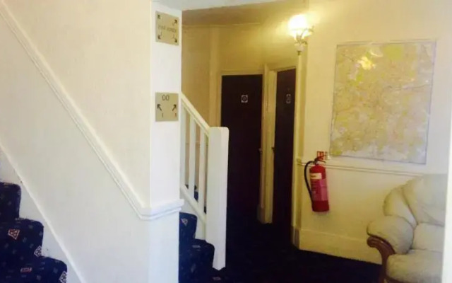 Elston Guest House
