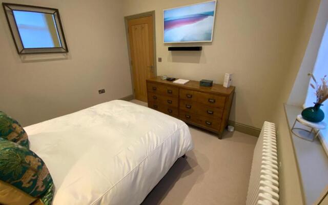 Derwent House Apartments