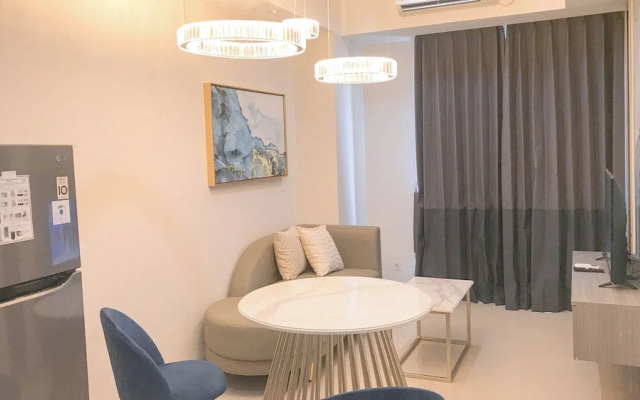 Wonderful 2BR with City View at Grand Sungkono Lagoon Apartment