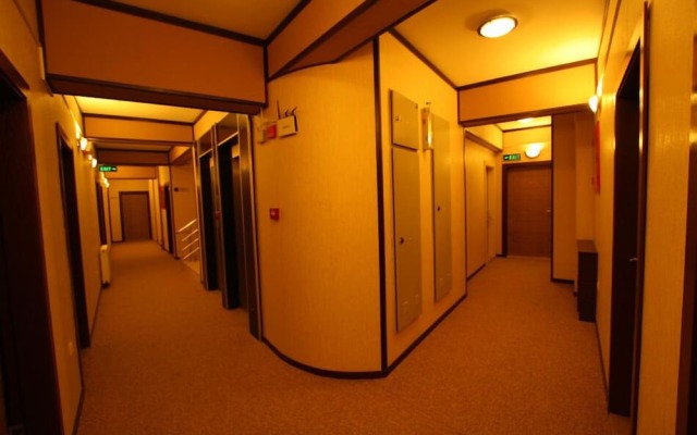Verman Hotel