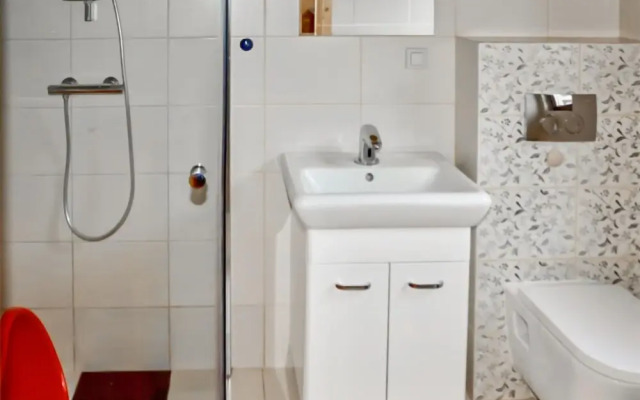 Nice Home in Grzybowo With Wifi and 2 Bedrooms