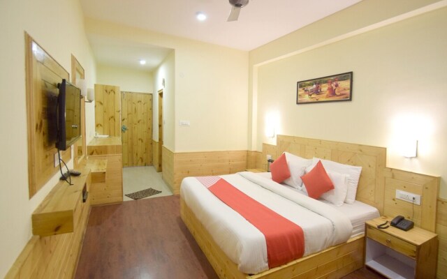 OYO 11402 Hotel Day Flower