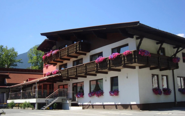 Auderer Hotel