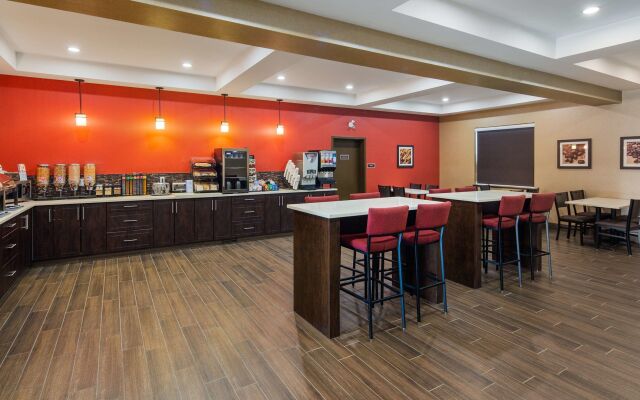 Best Western Plus Kindersley Hotel