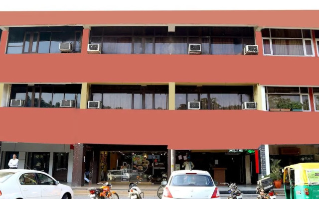OYO 3932 Welcome Residency Hotel 35
