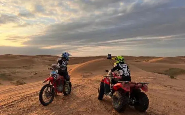 Dunhuang Yumo Stars Desert Camping Starry Sky Homestay