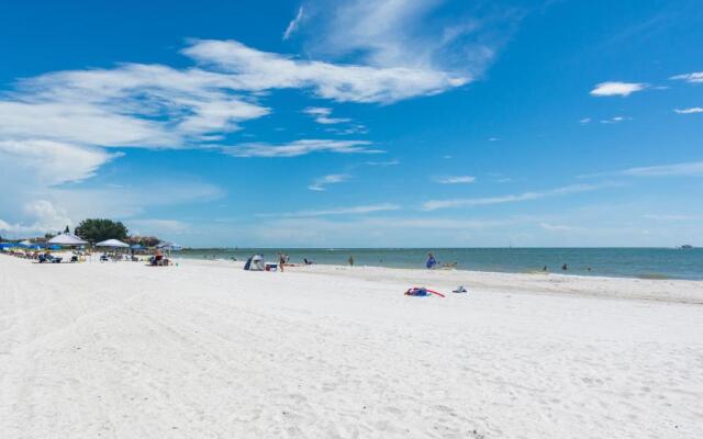 102 Beach Place Condos