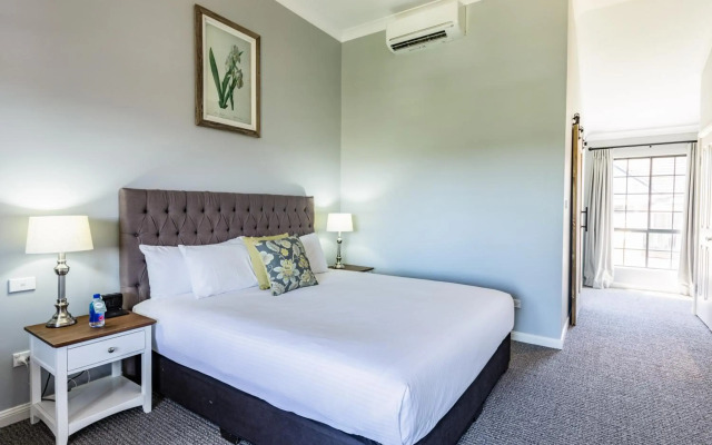 Camden Valley Inn