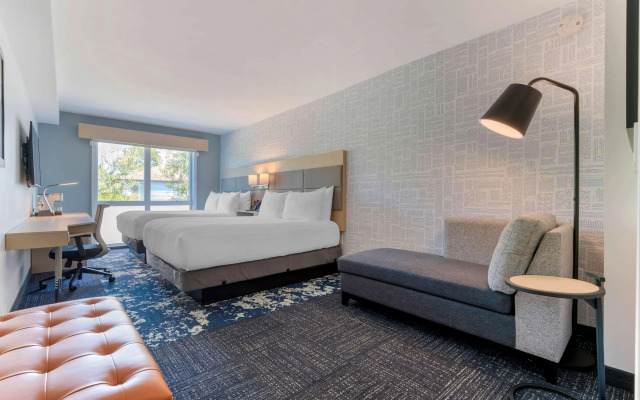 Aiden by Best Western Berkeley