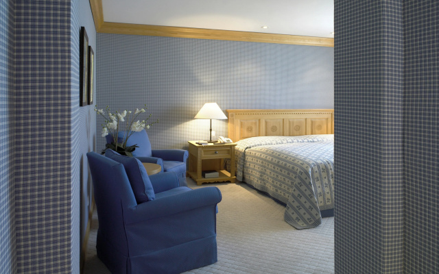 Crystal Hotel