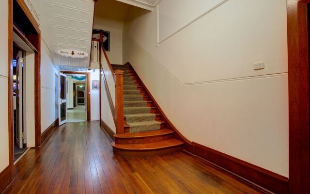 Pier Hotel Coffs Harbour