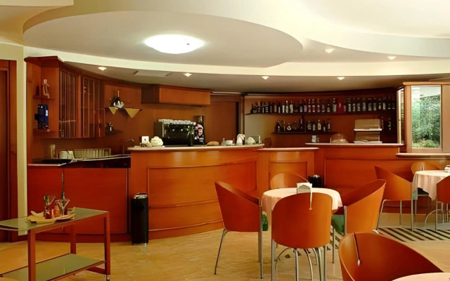Euro Hotel