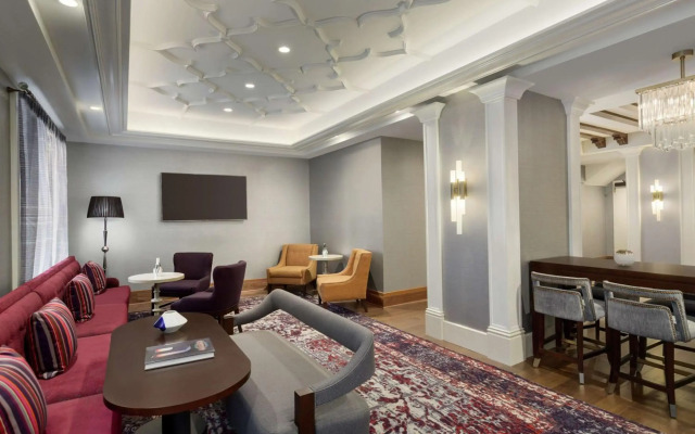 Hilton Checkers Los Angeles