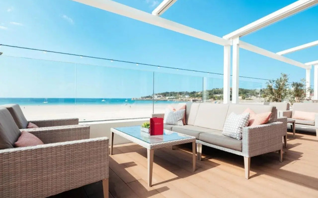 L'Horizon Beach Hotel & Spa