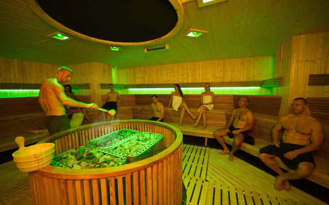 Hotel AquaCity Seasons