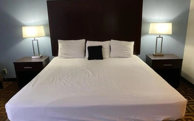 Red Lion Inn & Suites Post Falls