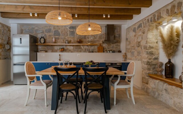 Villa Bante - Luxury Stone House