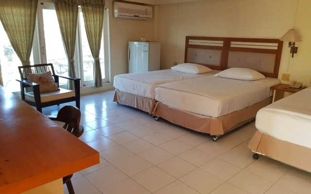 Casa Holiday Hotel