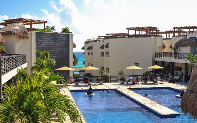 Aldea Thai 01 by Tripintravel