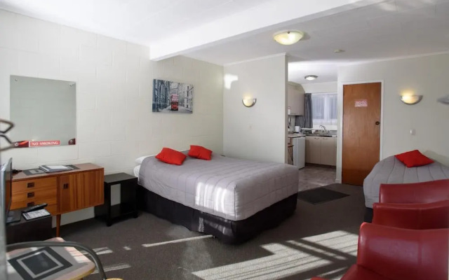 Kauri Lodge Motel