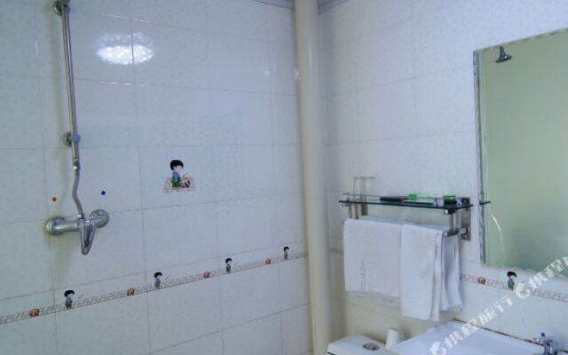 Lianhua Hotel