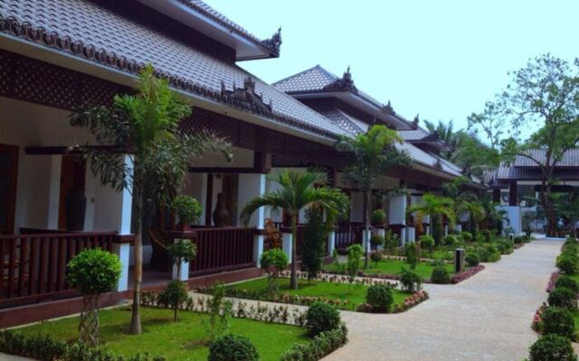 Yadanarpon Dynasty Hotel