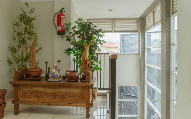 RedDoorz @ Dago Asri 3