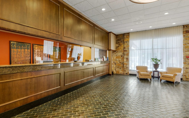 Best Western Plus Wooster Hotel & Conference Center