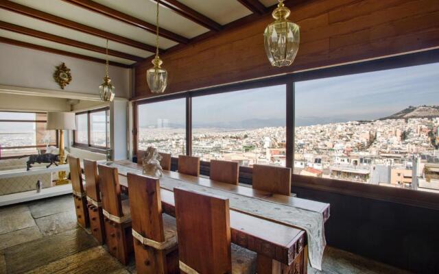 Exclusive apt with panoramic views! - ST8