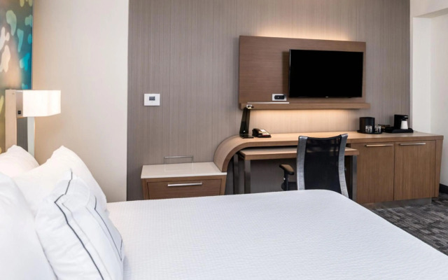 Courtyard by Marriott Detroit Farmington